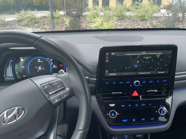 Синій Хендай Ioniq, об'ємом двигуна 0 л та пробігом 54 тис. км за 14500 $, фото 4 на Automoto.ua