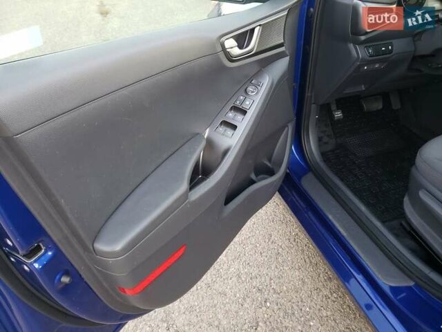 Синий Хендай Ioniq, объемом двигателя 1.6 л и пробегом 86 тыс. км за 16800 $, фото 16 на Automoto.ua