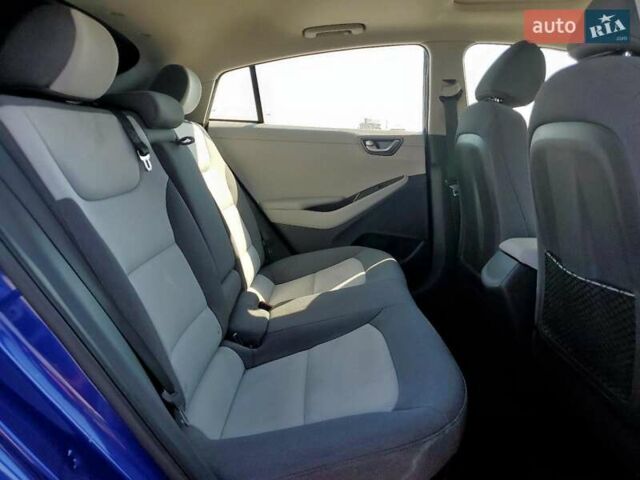 Синий Хендай Ioniq, объемом двигателя 1.58 л и пробегом 145 тыс. км за 3000 $, фото 9 на Automoto.ua