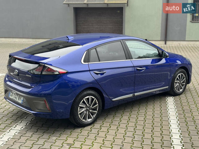 Синий Хендай Ioniq, объемом двигателя 0 л и пробегом 149 тыс. км за 15400 $, фото 16 на Automoto.ua