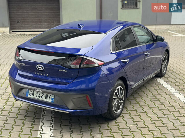 Синий Хендай Ioniq, объемом двигателя 0 л и пробегом 150 тыс. км за 15850 $, фото 24 на Automoto.ua