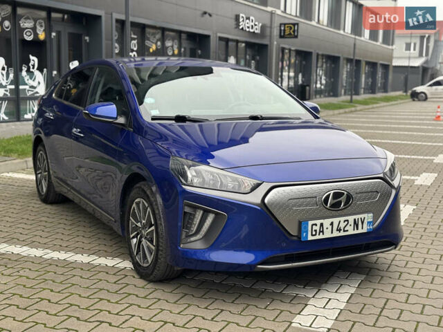 Синий Хендай Ioniq, объемом двигателя 0 л и пробегом 149 тыс. км за 15400 $, фото 6 на Automoto.ua