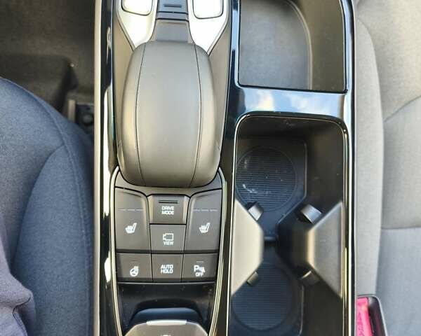 Синій Хендай Ioniq, об'ємом двигуна 0 л та пробігом 57 тис. км за 16600 $, фото 60 на Automoto.ua