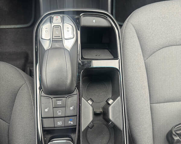 Синий Хендай Ioniq, объемом двигателя 0 л и пробегом 149 тыс. км за 15400 $, фото 46 на Automoto.ua