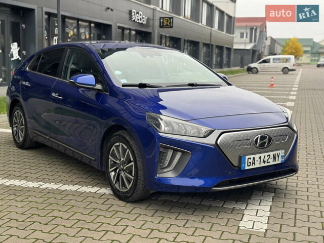 Синий Хендай Ioniq, объемом двигателя 0 л и пробегом 150 тыс. км за 15850 $, фото 12 на Automoto.ua