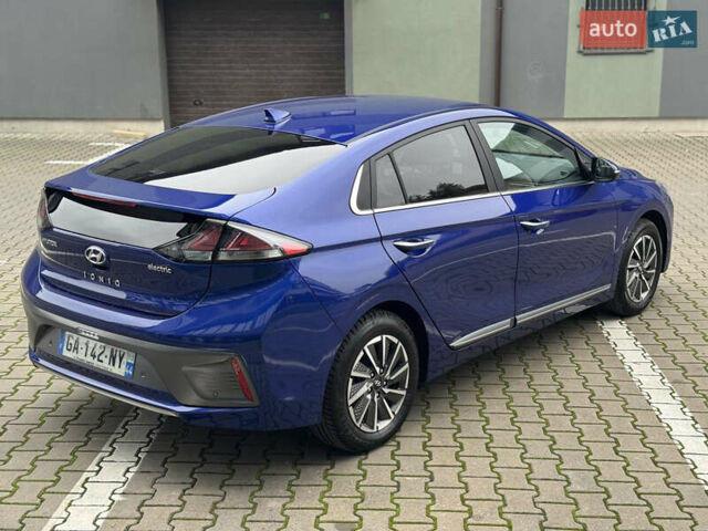 Синий Хендай Ioniq, объемом двигателя 0 л и пробегом 149 тыс. км за 15400 $, фото 18 на Automoto.ua