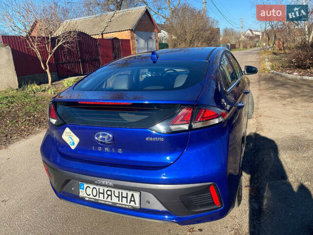 Синий Хендай Ioniq, объемом двигателя 0 л и пробегом 91 тыс. км за 16000 $, фото 2 на Automoto.ua