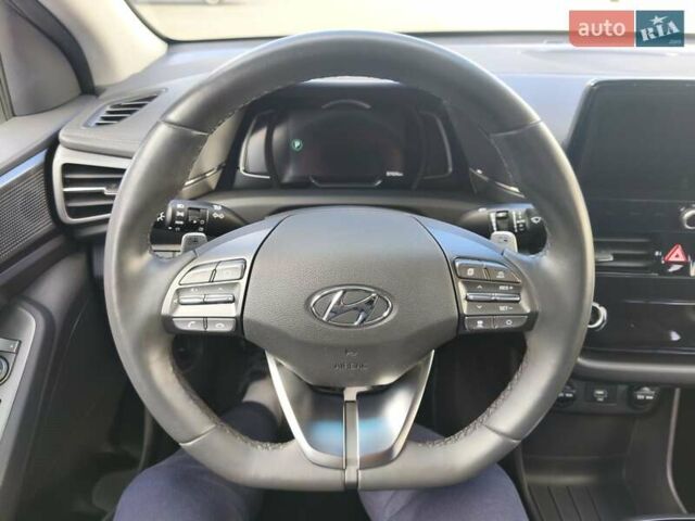Синій Хендай Ioniq, об'ємом двигуна 0 л та пробігом 57 тис. км за 16600 $, фото 59 на Automoto.ua