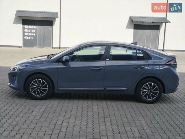 Синій Хендай Ioniq, об'ємом двигуна 0 л та пробігом 57 тис. км за 16600 $, фото 18 на Automoto.ua