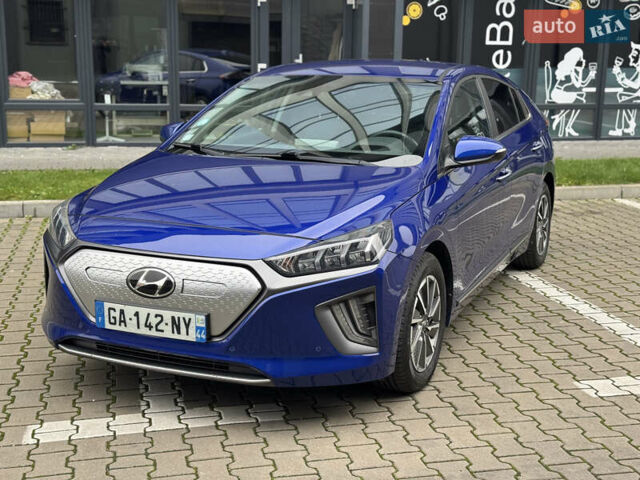 Синий Хендай Ioniq, объемом двигателя 0 л и пробегом 149 тыс. км за 15400 $, фото 1 на Automoto.ua