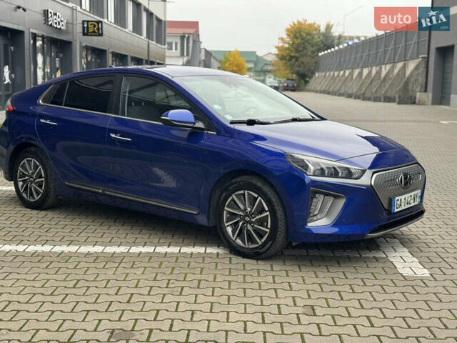 Синий Хендай Ioniq, объемом двигателя 0 л и пробегом 150 тыс. км за 15850 $, фото 16 на Automoto.ua