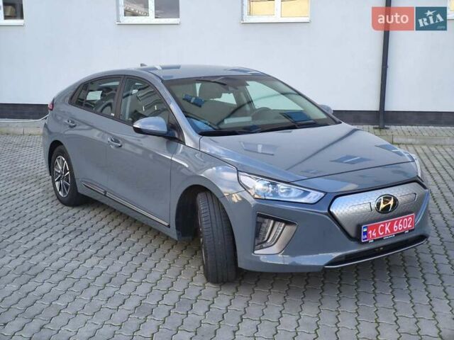 Синій Хендай Ioniq, об'ємом двигуна 0 л та пробігом 57 тис. км за 16600 $, фото 67 на Automoto.ua