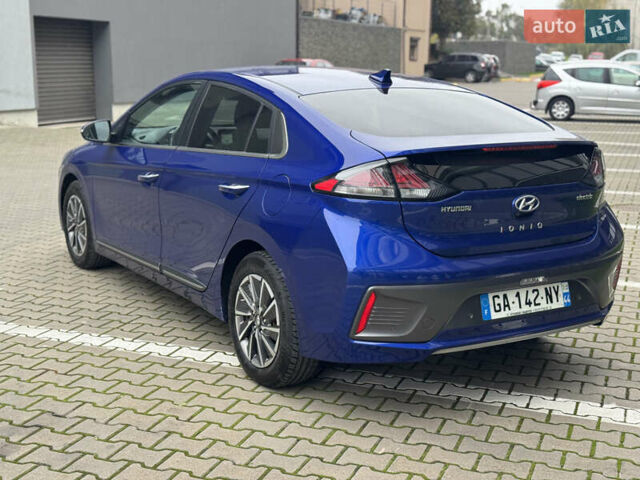 Синий Хендай Ioniq, объемом двигателя 0 л и пробегом 150 тыс. км за 15850 $, фото 28 на Automoto.ua