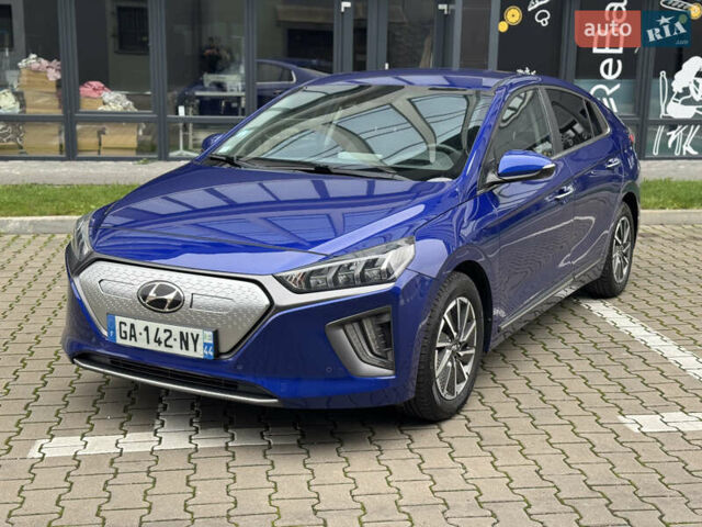 Синий Хендай Ioniq, объемом двигателя 0 л и пробегом 150 тыс. км за 15850 $, фото 1 на Automoto.ua