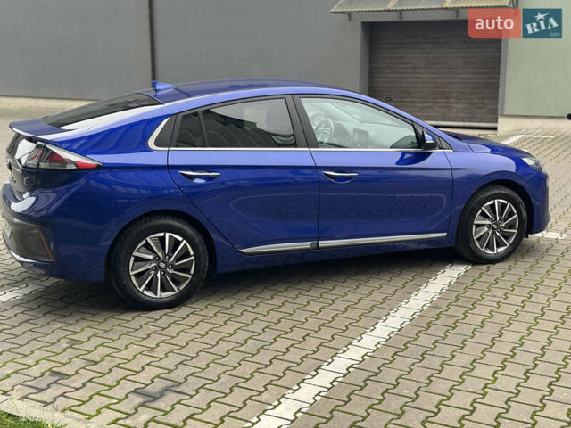 Синий Хендай Ioniq, объемом двигателя 0 л и пробегом 150 тыс. км за 15850 $, фото 17 на Automoto.ua