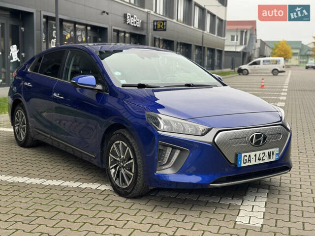 Синий Хендай Ioniq, объемом двигателя 0 л и пробегом 149 тыс. км за 15400 $, фото 12 на Automoto.ua