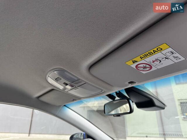 Синий Хендай Ioniq, объемом двигателя 0 л и пробегом 150 тыс. км за 15850 $, фото 47 на Automoto.ua