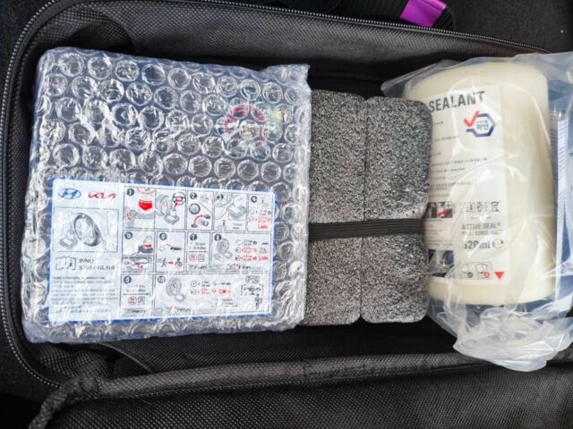 Зеленый Хендай Ioniq, объемом двигателя 0 л и пробегом 13 тыс. км за 629 $, фото 19 на Automoto.ua