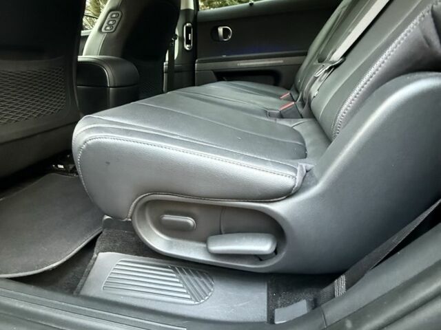 Зелений Хендай Ioniq, об'ємом двигуна 0 л та пробігом 62 тис. км за 31000 $, фото 15 на Automoto.ua