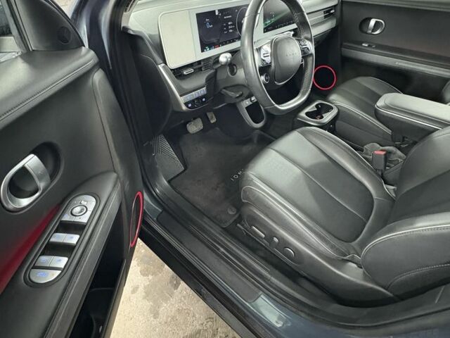 Зеленый Хендай Ioniq, объемом двигателя 0 л и пробегом 25 тыс. км за 25300 $, фото 6 на Automoto.ua