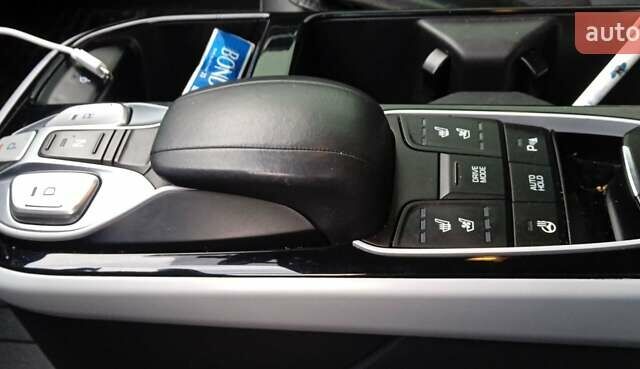 Хендай Ioniq 2017 в Бориславе на Automoto.ua Оранжевый Хендай Ioniq, объемом двигателя 0 л и пробегом 152 тыс. км за 12700 $, фото 3 на Automoto.ua