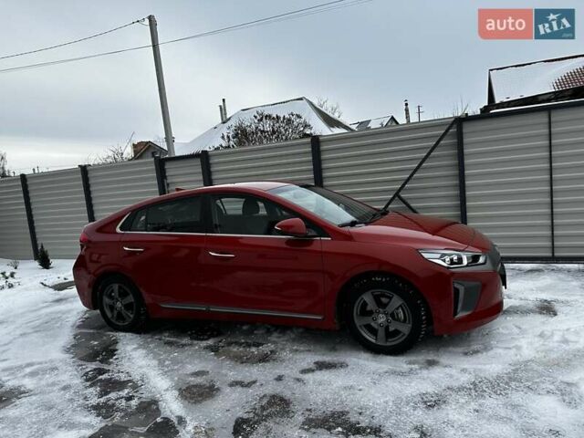 Помаранчевий Хендай Ioniq, об'ємом двигуна 0 л та пробігом 140 тис. км за 14500 $, фото 1 на Automoto.ua