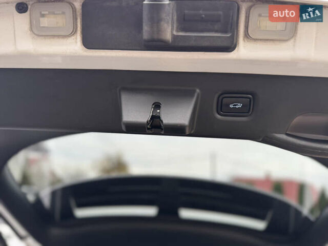 Білий Хендай Ioniq 5, об'ємом двигуна 0 л та пробігом 137 тис. км за 23999 $, фото 31 на Automoto.ua