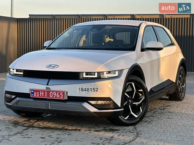 Білий Хендай Ioniq 5, об'ємом двигуна 0 л та пробігом 27 тис. км за 22000 $, фото 1 на Automoto.ua