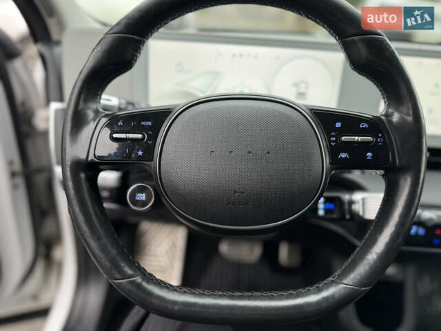 Білий Хендай Ioniq 5, об'ємом двигуна 0 л та пробігом 137 тис. км за 23999 $, фото 16 на Automoto.ua