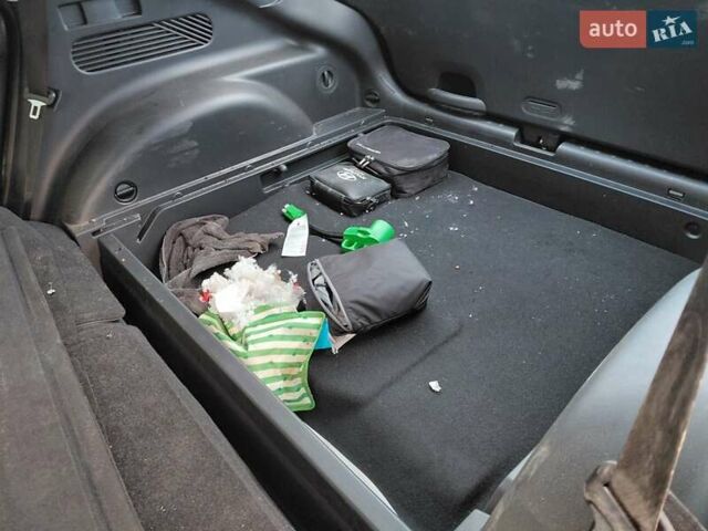 Белый Хендай Ioniq 5, объемом двигателя 0 л и пробегом 77 тыс. км за 15500 $, фото 14 на Automoto.ua