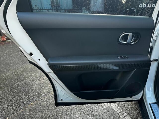 Белый Хендай Ioniq 5, объемом двигателя 0 л и пробегом 81 тыс. км за 24690 $, фото 17 на Automoto.ua