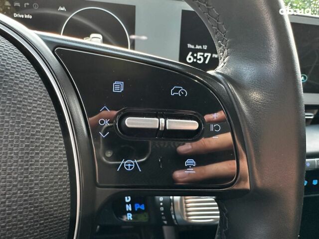 Белый Хендай Ioniq 5, объемом двигателя 0 л и пробегом 81 тыс. км за 24690 $, фото 14 на Automoto.ua