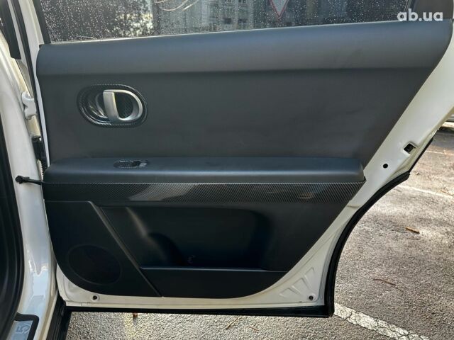 Белый Хендай Ioniq 5, объемом двигателя 0 л и пробегом 81 тыс. км за 24690 $, фото 20 на Automoto.ua