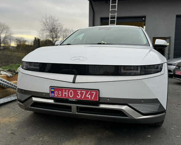 Білий Хендай Ioniq 5, об'ємом двигуна 0 л та пробігом 137 тис. км за 23999 $, фото 40 на Automoto.ua