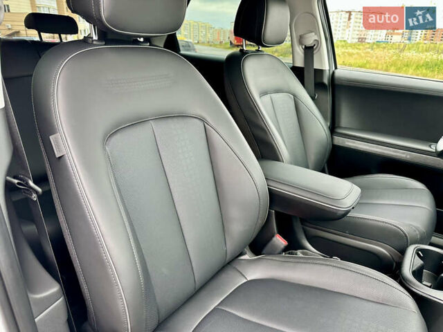 Белый Хендай Ioniq 5, объемом двигателя 0 л и пробегом 42 тыс. км за 29999 $, фото 80 на Automoto.ua