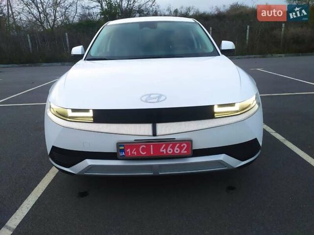 Белый Хендай Ioniq 5, объемом двигателя 0 л и пробегом 81 тыс. км за 23900 $, фото 13 на Automoto.ua