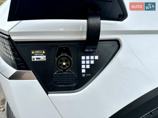 Белый Хендай Ioniq 5, объемом двигателя 0 л и пробегом 42 тыс. км за 29500 $, фото 30 на Automoto.ua