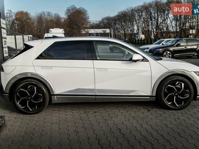 Белый Хендай Ioniq 5, объемом двигателя 0 л и пробегом 32 тыс. км за 34200 $, фото 27 на Automoto.ua