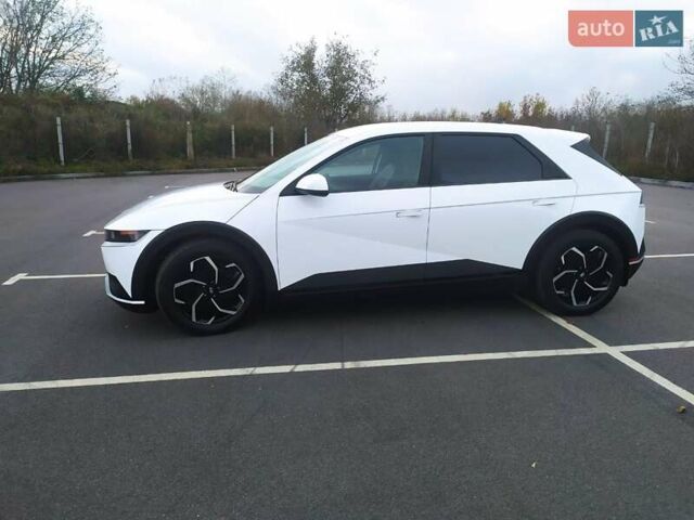 Белый Хендай Ioniq 5, объемом двигателя 0 л и пробегом 81 тыс. км за 23900 $, фото 19 на Automoto.ua