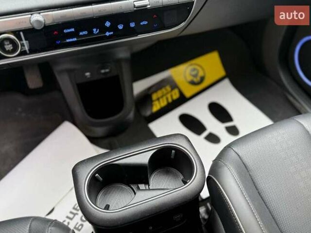 Белый Хендай Ioniq 5, объемом двигателя 0 л и пробегом 78 тыс. км за 27000 $, фото 16 на Automoto.ua
