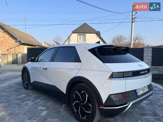 Белый Хендай Ioniq 5, объемом двигателя 0 л и пробегом 96 тыс. км за 22500 $, фото 22 на Automoto.ua