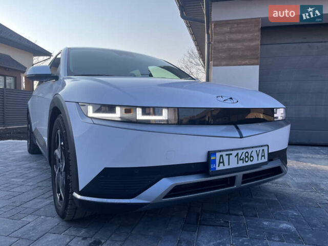 Белый Хендай Ioniq 5, объемом двигателя 0 л и пробегом 96 тыс. км за 22500 $, фото 17 на Automoto.ua