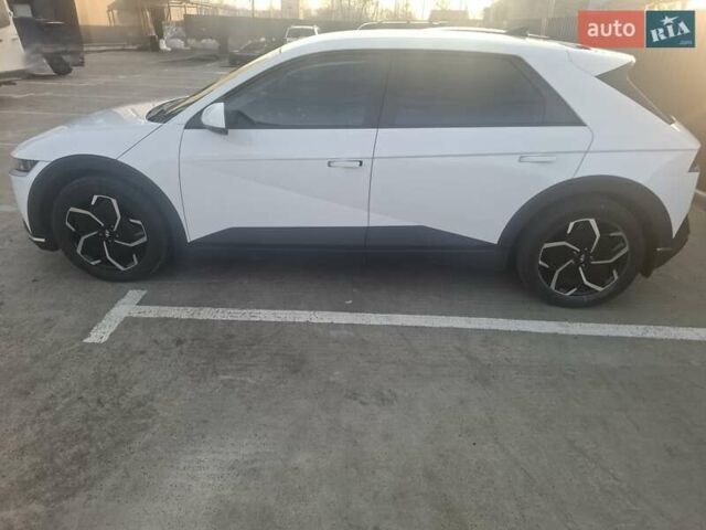 Білий Хендай Ioniq 5, об'ємом двигуна 0 л та пробігом 40 тис. км за 26200 $, фото 6 на Automoto.ua