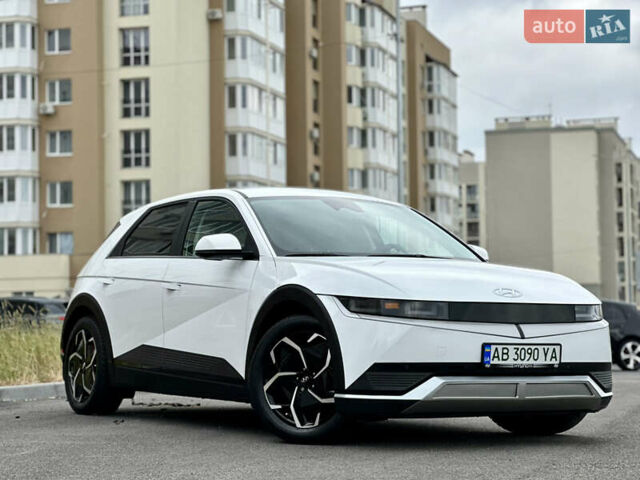 Белый Хендай Ioniq 5, объемом двигателя 0 л и пробегом 42 тыс. км за 29500 $, фото 19 на Automoto.ua