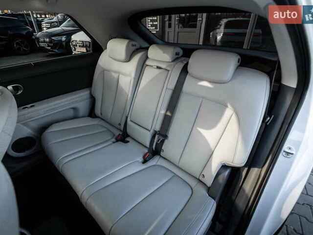 Белый Хендай Ioniq 5, объемом двигателя 0 л и пробегом 32 тыс. км за 34200 $, фото 18 на Automoto.ua