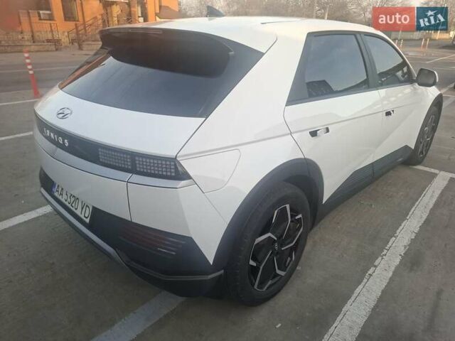 Білий Хендай Ioniq 5, об'ємом двигуна 0 л та пробігом 40 тис. км за 26200 $, фото 3 на Automoto.ua