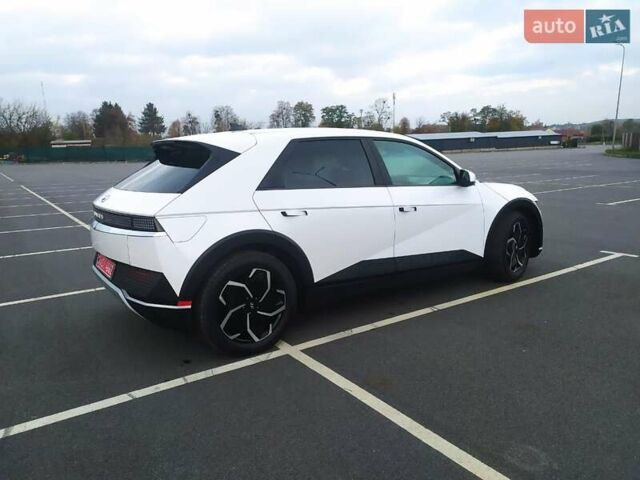 Белый Хендай Ioniq 5, объемом двигателя 0 л и пробегом 81 тыс. км за 23900 $, фото 15 на Automoto.ua
