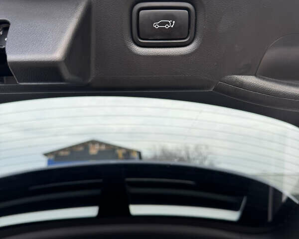 Белый Хендай Ioniq 5, объемом двигателя 0 л и пробегом 17 тыс. км за 24500 $, фото 10 на Automoto.ua