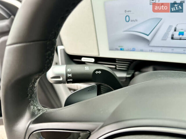 Белый Хендай Ioniq 5, объемом двигателя 0 л и пробегом 42 тыс. км за 29500 $, фото 46 на Automoto.ua