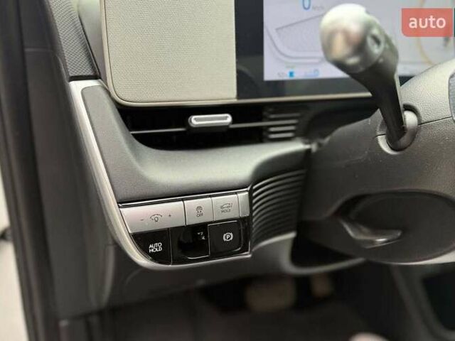 Білий Хендай Ioniq 5, об'ємом двигуна 0 л та пробігом 78 тис. км за 26000 $, фото 12 на Automoto.ua